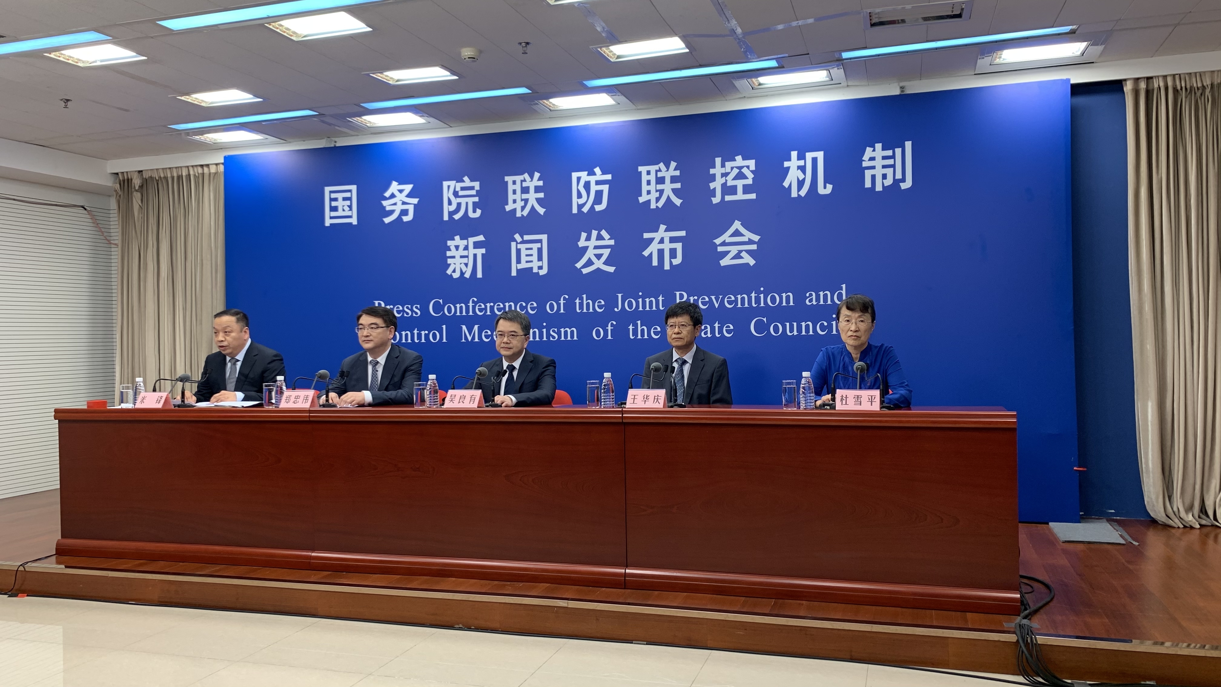 全国中高风险地区降至个位数〃全国中高风险地区变化趋势-第3张图片