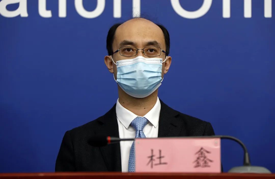 “北京一夫妻隔离超12天后感染” 北京隔离夫妻同住？