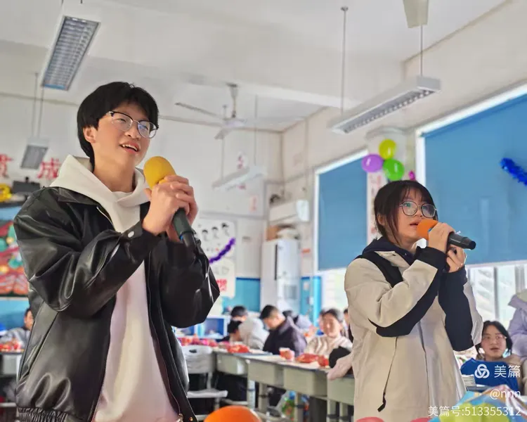 开挂辅助工具“边锋干瞪眼作弊口诀	”(必胜开挂神器)-第1张图片