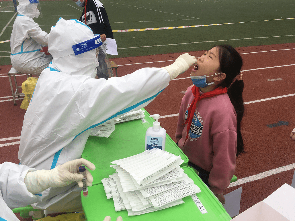 郑州11人确诊︰(郑州11人确诊信息)