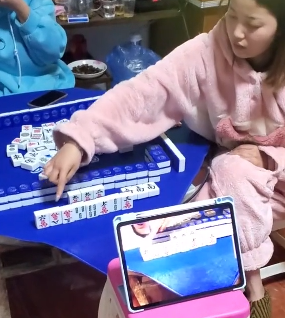 强力推荐“朋友安徽麻将有挂吗”详细透视辅助教程-第2张图片