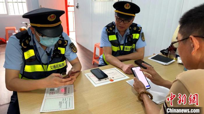 教程辅助“八闽掌上麻将十三水挂“(透视挂)详细用法教程-第1张图片