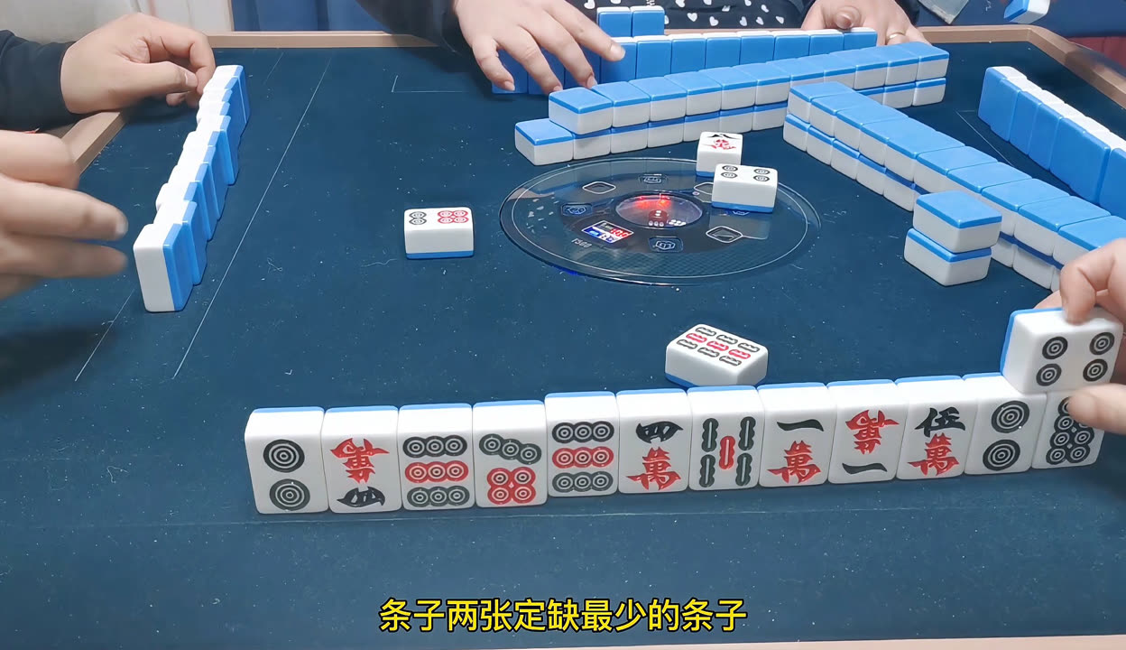 玩家必知“随意玩拼三张透视挂辅助器”(其实真的能开挂)-第1张图片