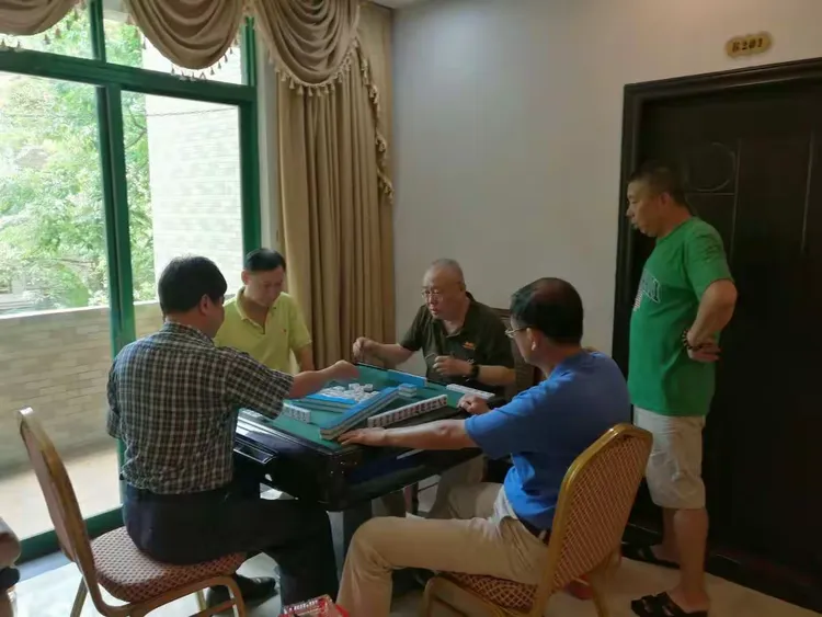 实测神器辅助“会友山西麻将开挂神器”透视挂!详细分享装挂步骤-第2张图片