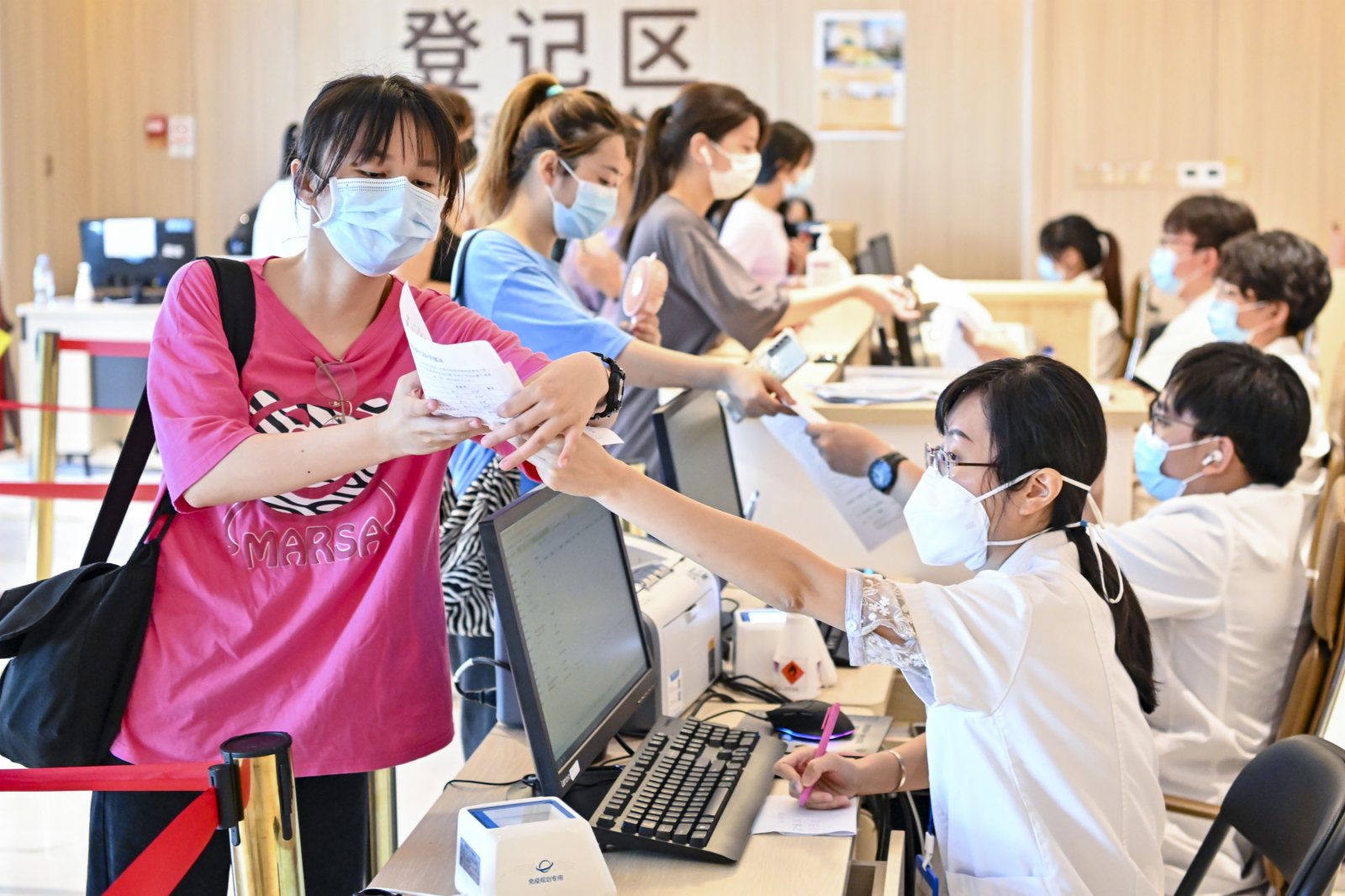 「广东新增32例本土确诊25例在深圳」〃广东深圳新增病例最新消息-第1张图片
